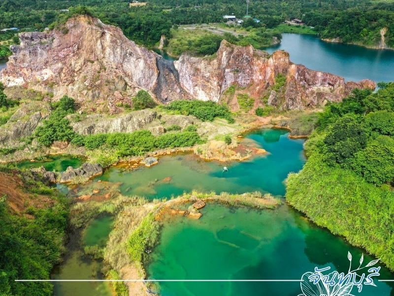 บริการรถตู้วีไอพี จันทบุรี บริการรถตู้วีไอพี จันทบุรี